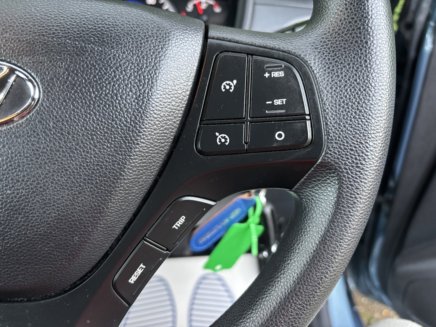 Used Hyundai i10 2017 for sale - 76744089: Photo 24