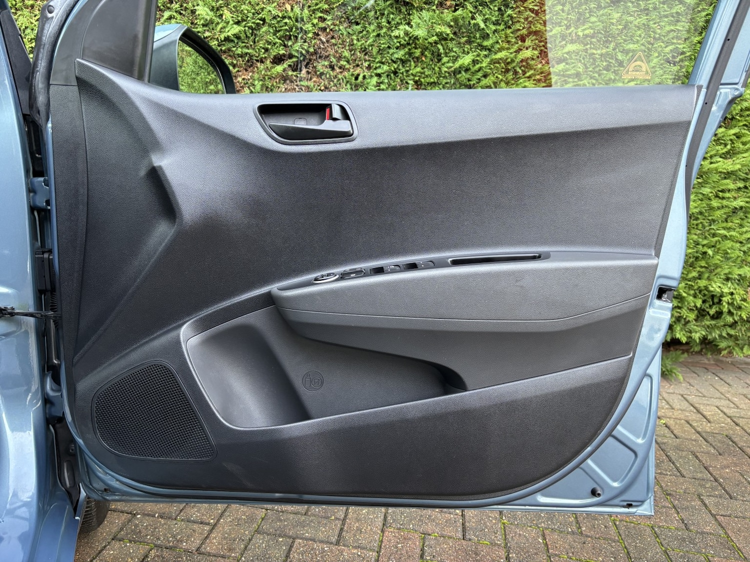 Used Hyundai i10 2017 for sale - 76744089: Photo 28