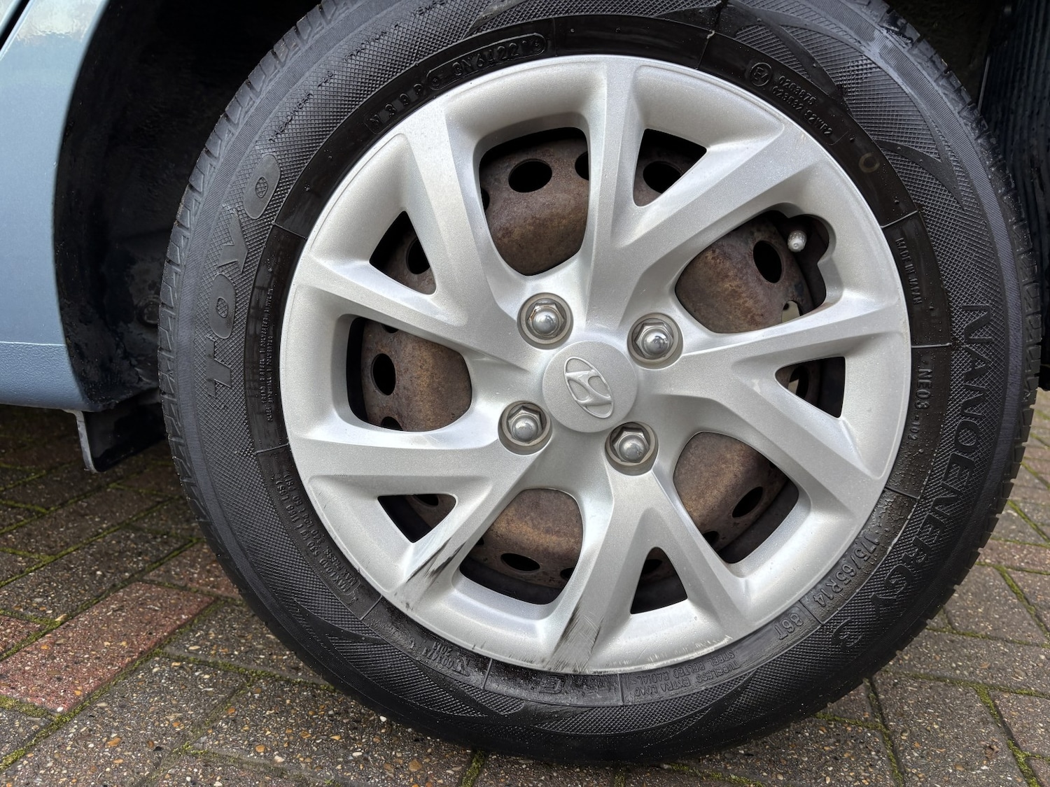 Used Hyundai i10 2017 for sale - 76744089: Photo 30