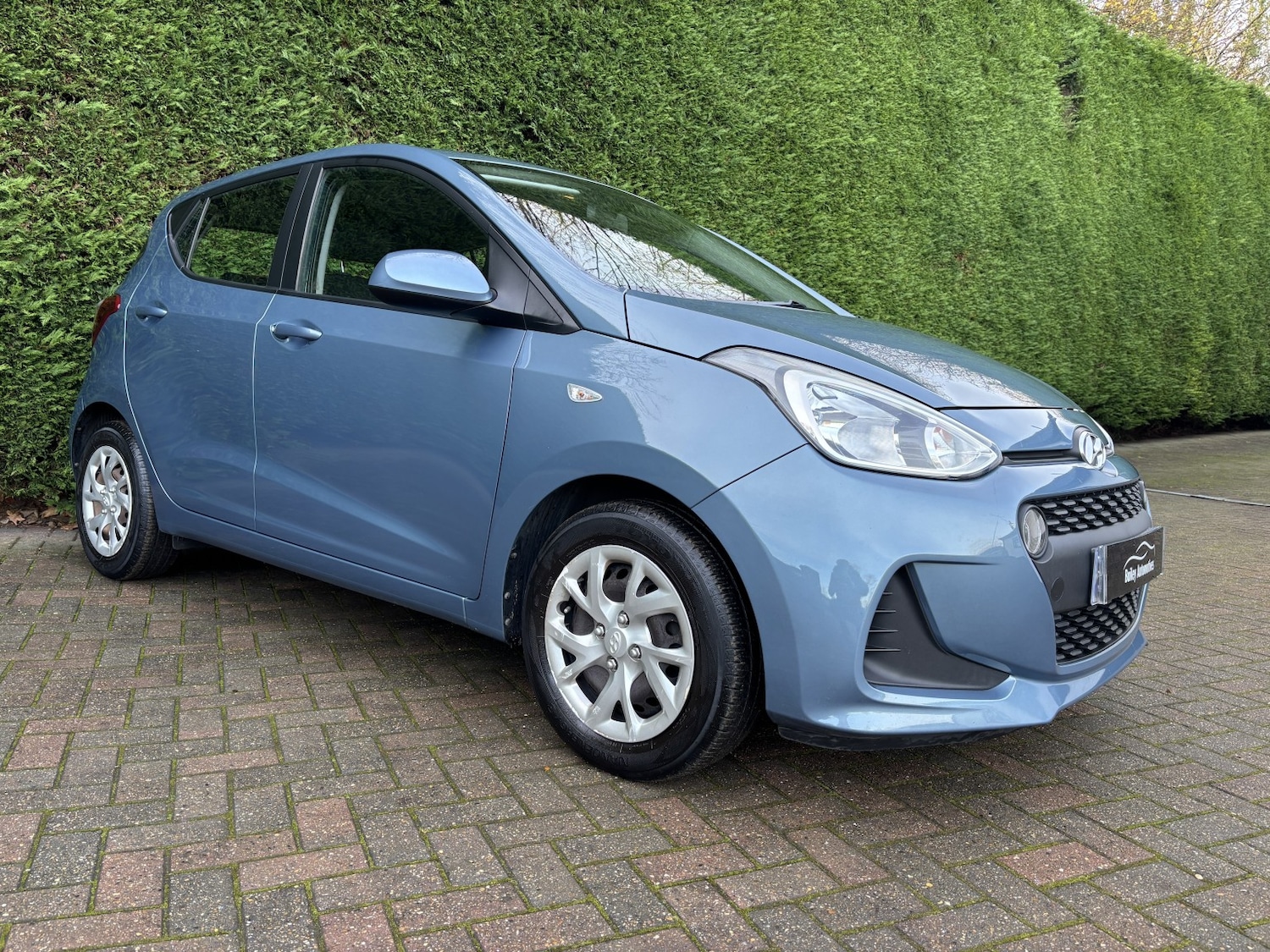 Used Hyundai i10 2017 for sale - 76744089: Photo 6