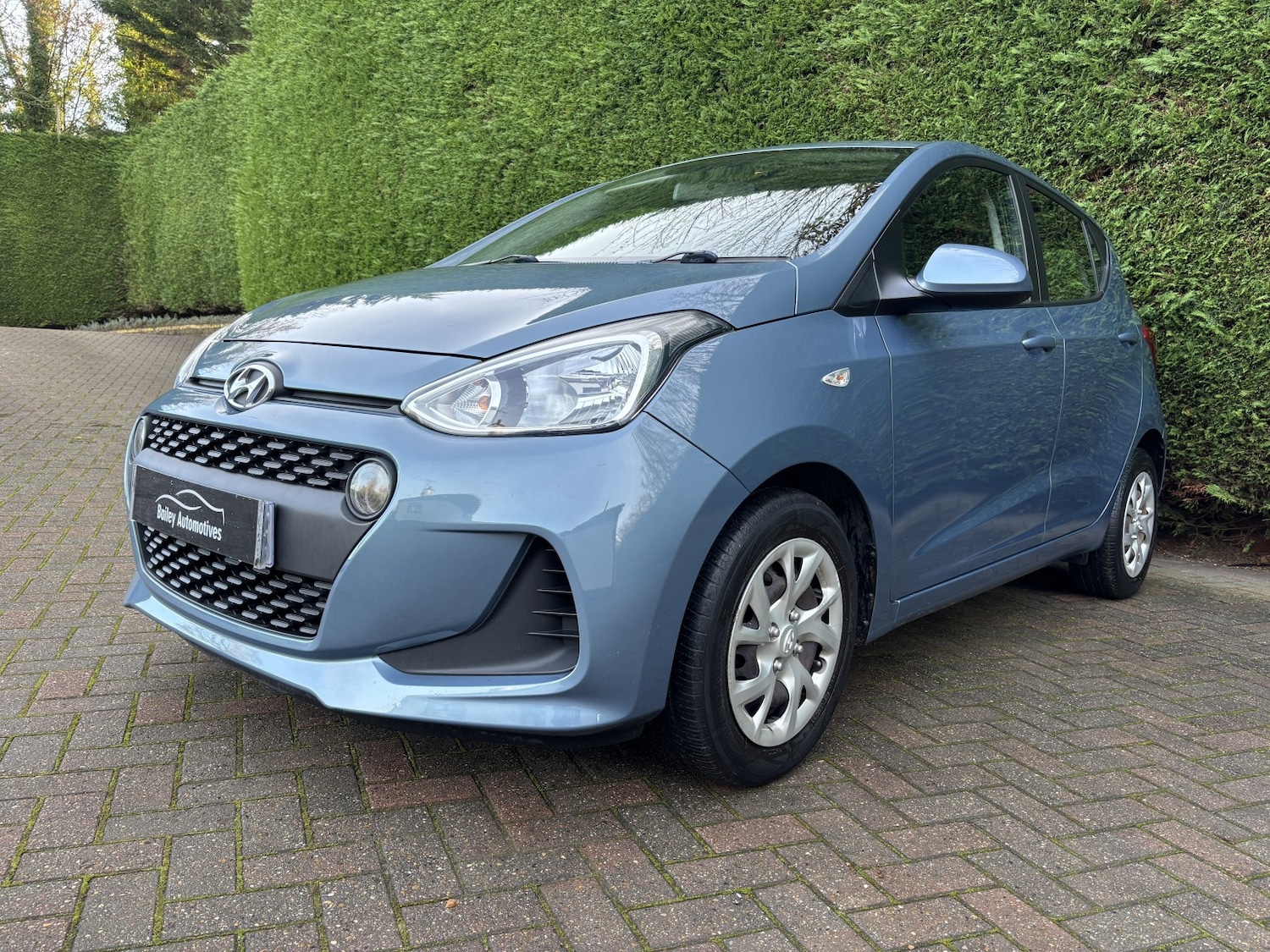 Used Hyundai i10 2017 for sale - 76744089: Photo 7