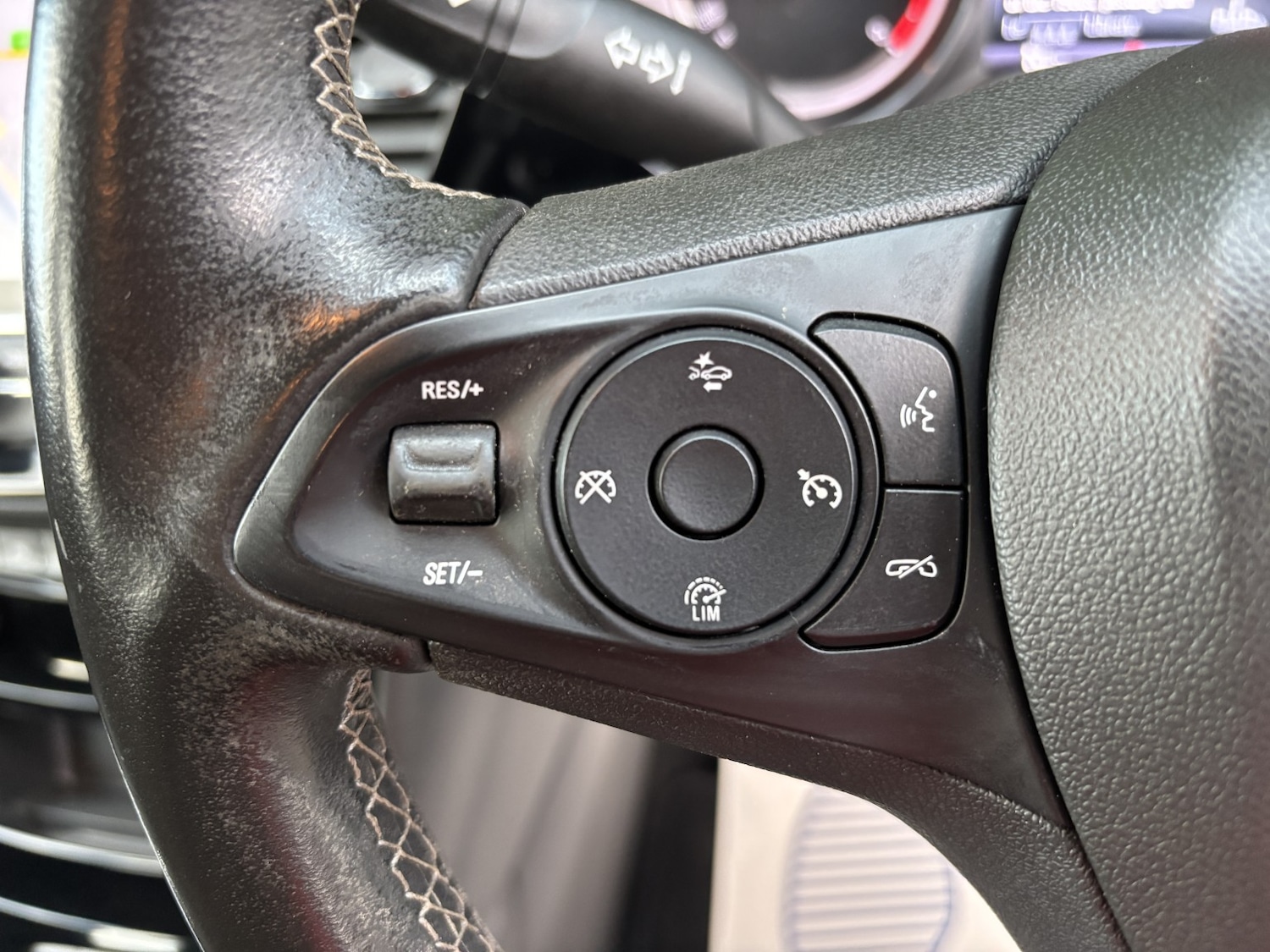 Used Vauxhall Astra 2018 for sale - 76751883: Photo 30