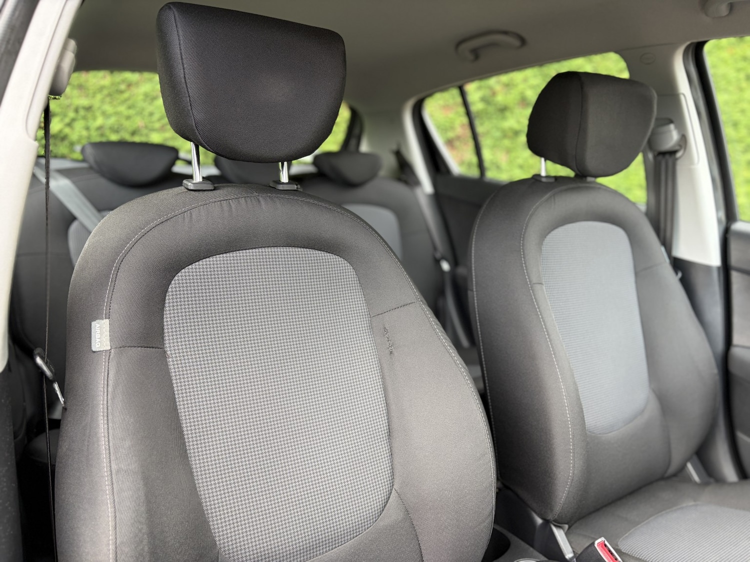 Used Hyundai i20 2013 for sale - 76848736: Photo 19