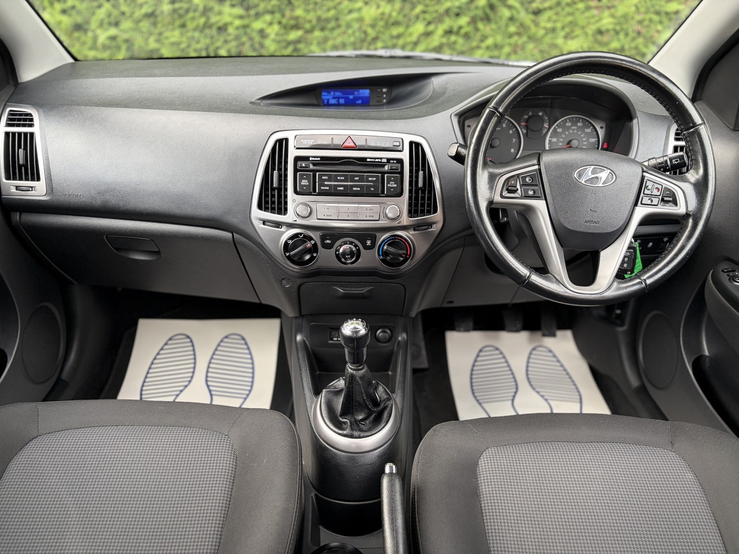 Used Hyundai i20 2013 for sale - 76848736: Photo 2