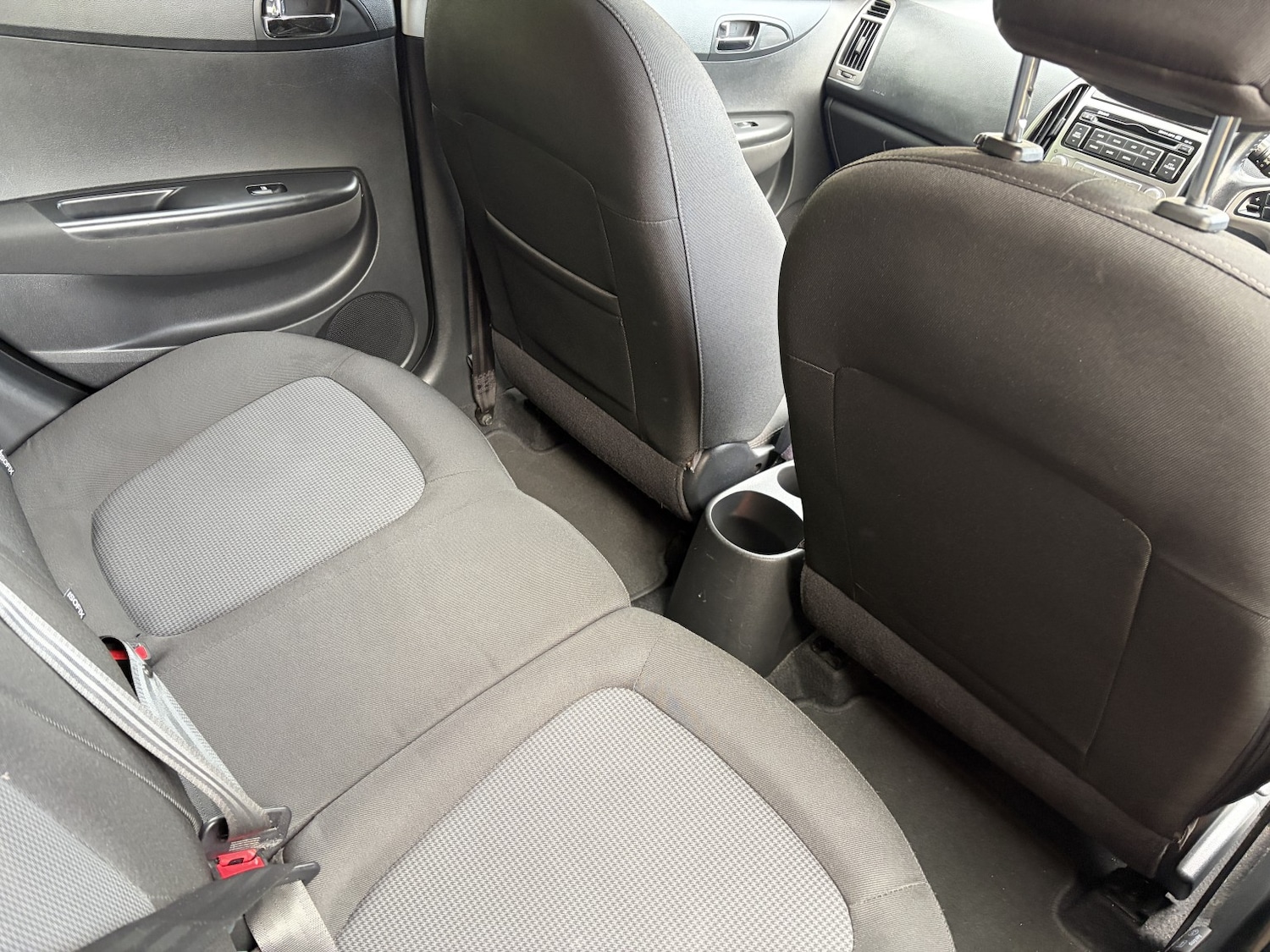 Used Hyundai i20 2013 for sale - 76848736: Photo 26