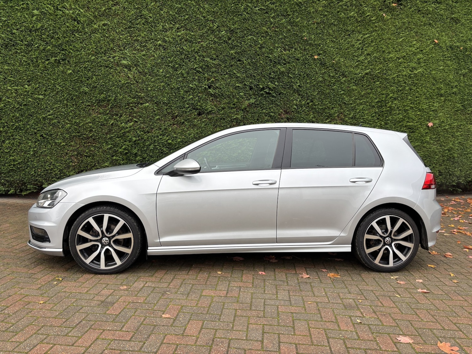 Used Volkswagen Golf 2016 for sale - 76751748: Photo 5