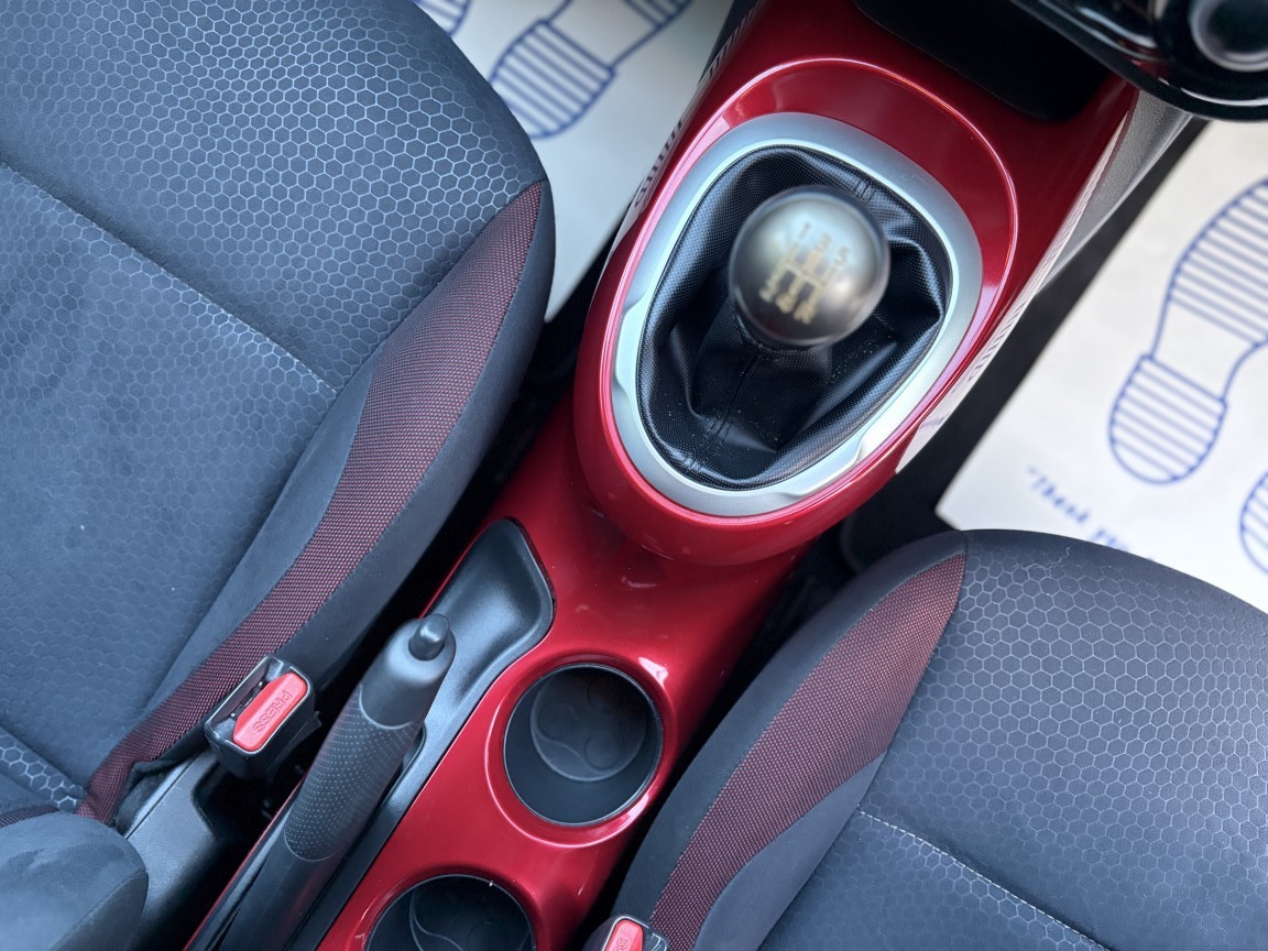 Used Nissan Juke 2012 for sale - 76945519: Photo 27