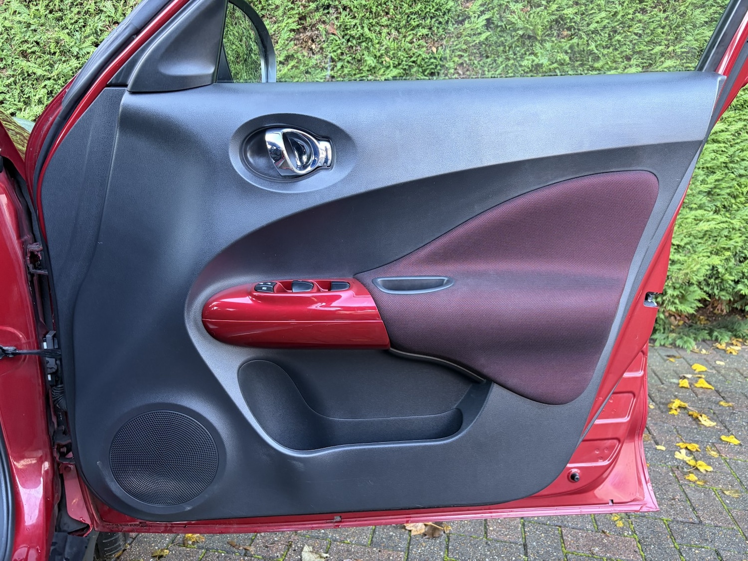 Used Nissan Juke 2012 for sale - 76945519: Photo 33