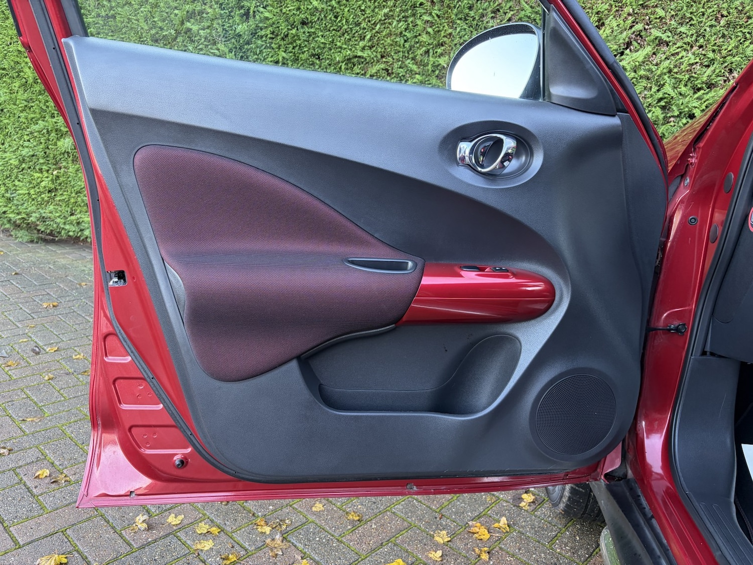 Used Nissan Juke 2012 for sale - 76945519: Photo 36