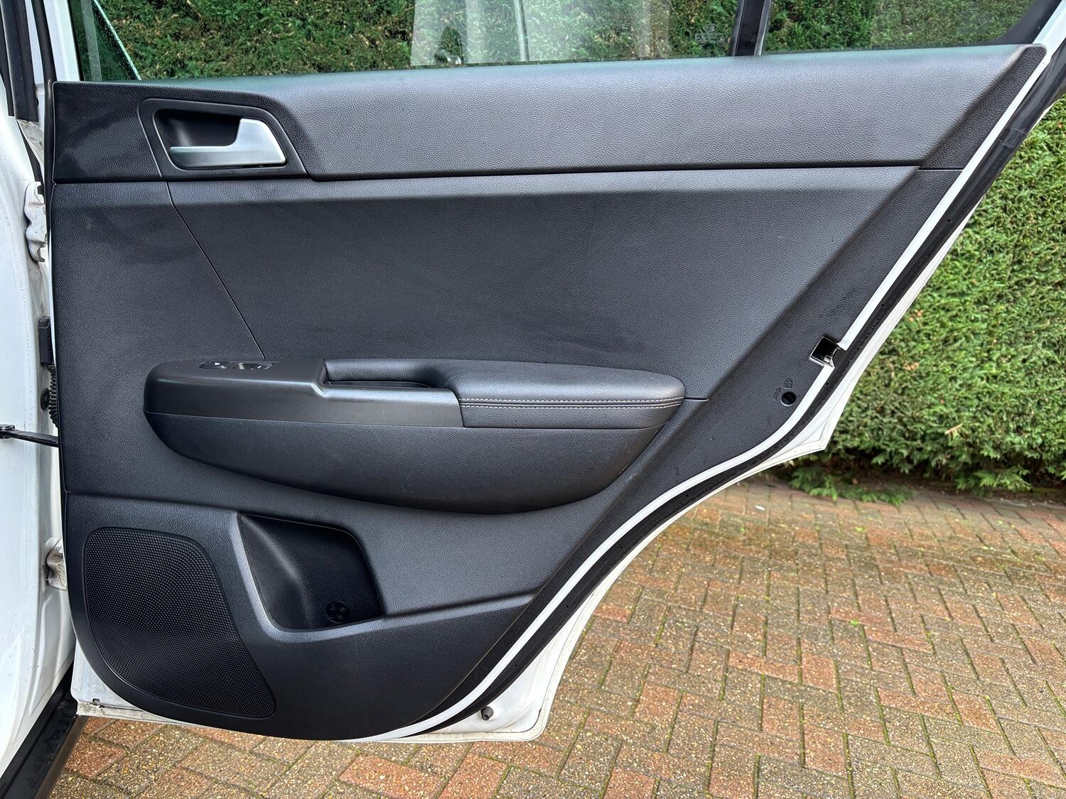 Used Kia Sportage 2018 for sale - 76744101: Photo 36