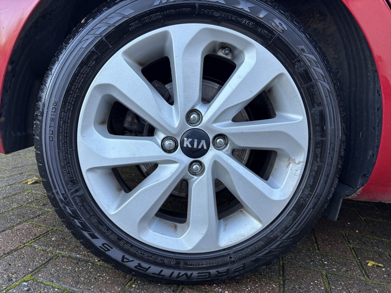 Used Kia Rio 2015 for sale - 76751833: Photo 38