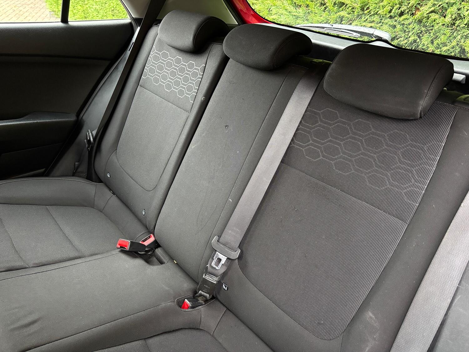 Used Kia Rio 2018 for sale - 76744095: Photo 24