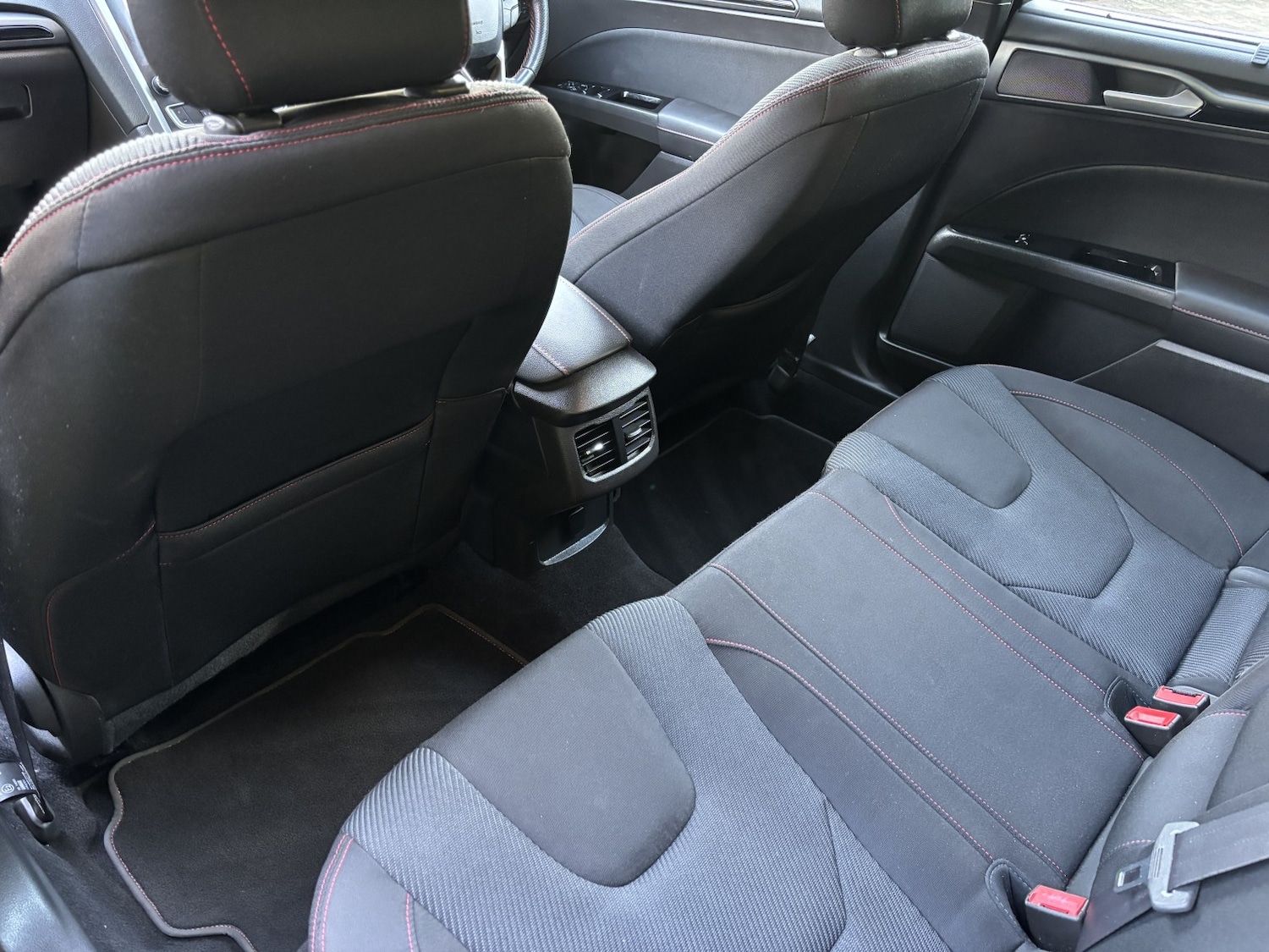 Used Ford Mondeo 2017 for sale - 77162214: Photo 25