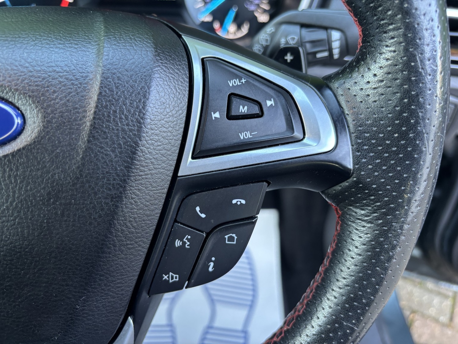 Used Ford Mondeo 2017 for sale - 77162214: Photo 33