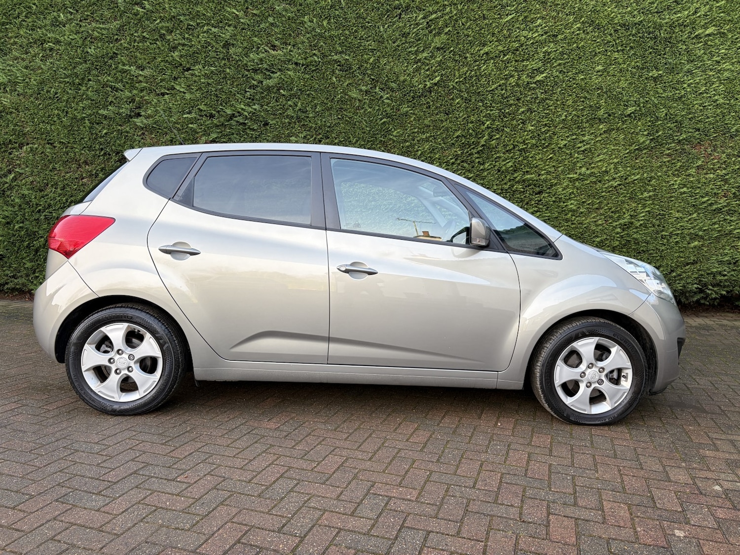 Used Kia Venga 2014 for sale - 77981813: Photo 4