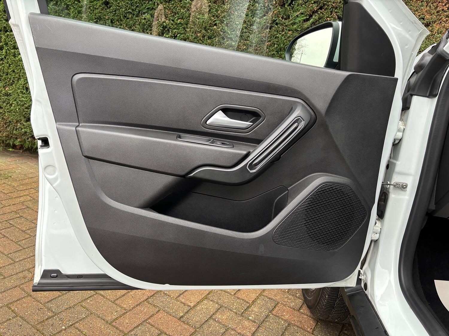 Used Dacia Duster 2020 for sale - 76744099: Photo 35