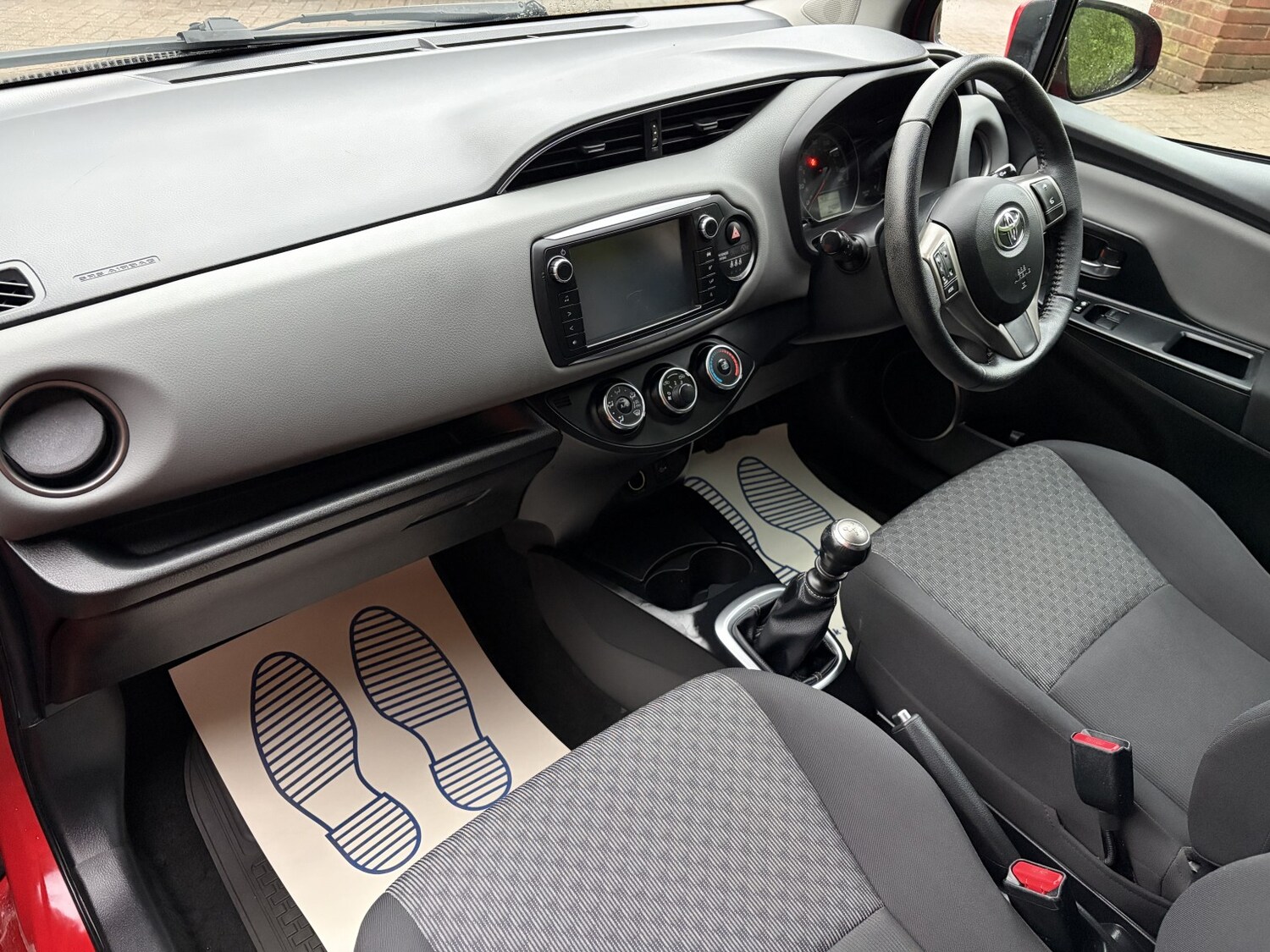 Used Toyota Yaris 2014 for sale - 77377755: Photo 19