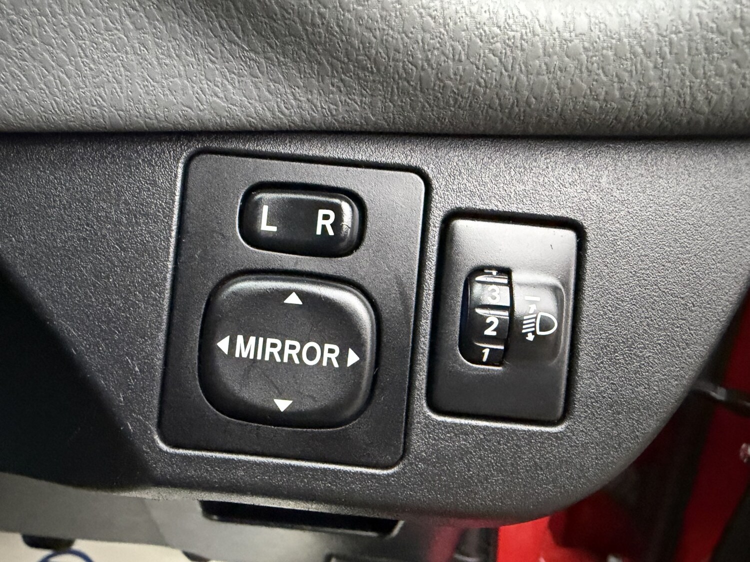 Used Toyota Yaris 2014 for sale - 77377755: Photo 28