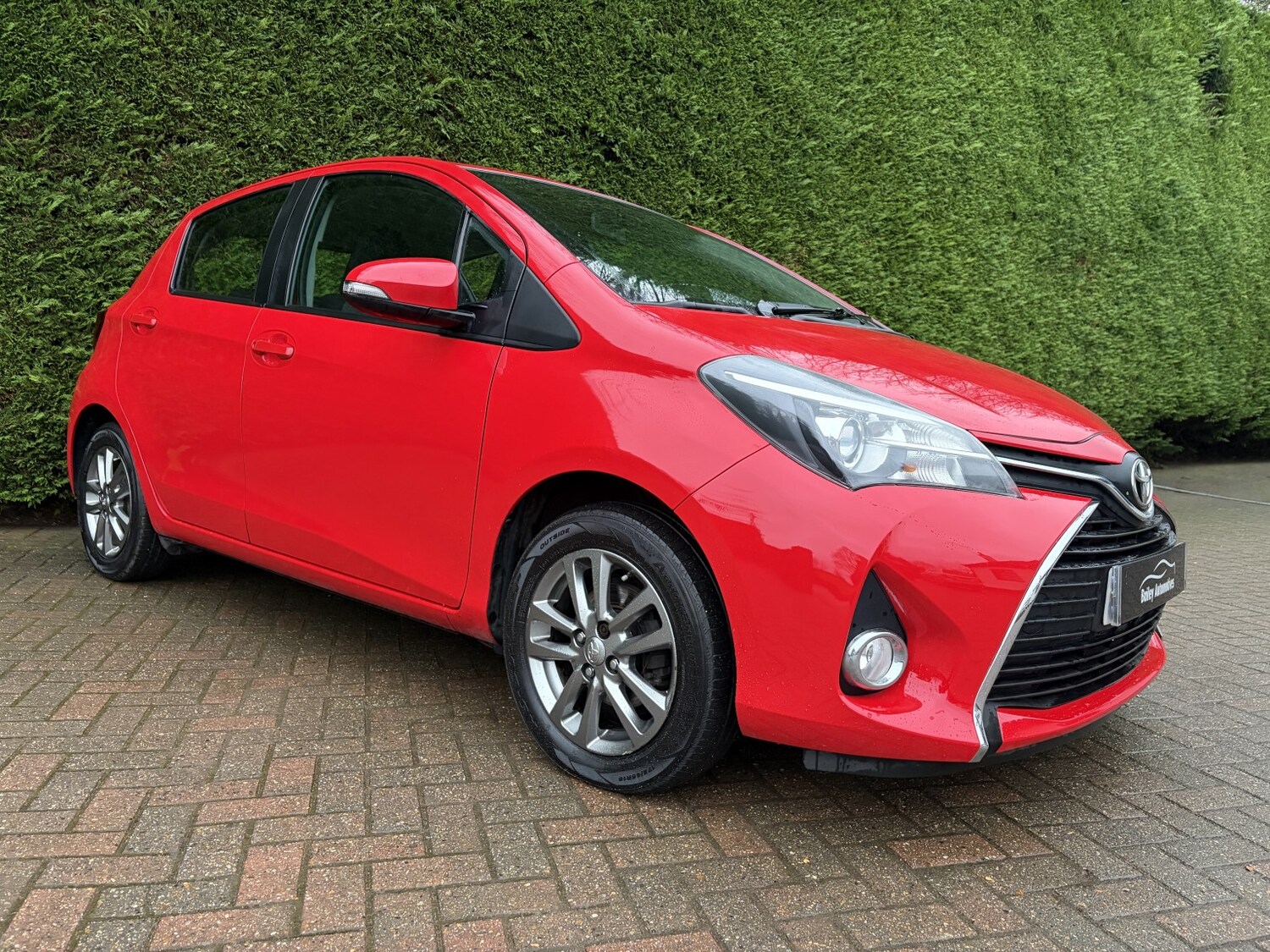 Used Toyota Yaris 2014 for sale - 77377755: Photo 8
