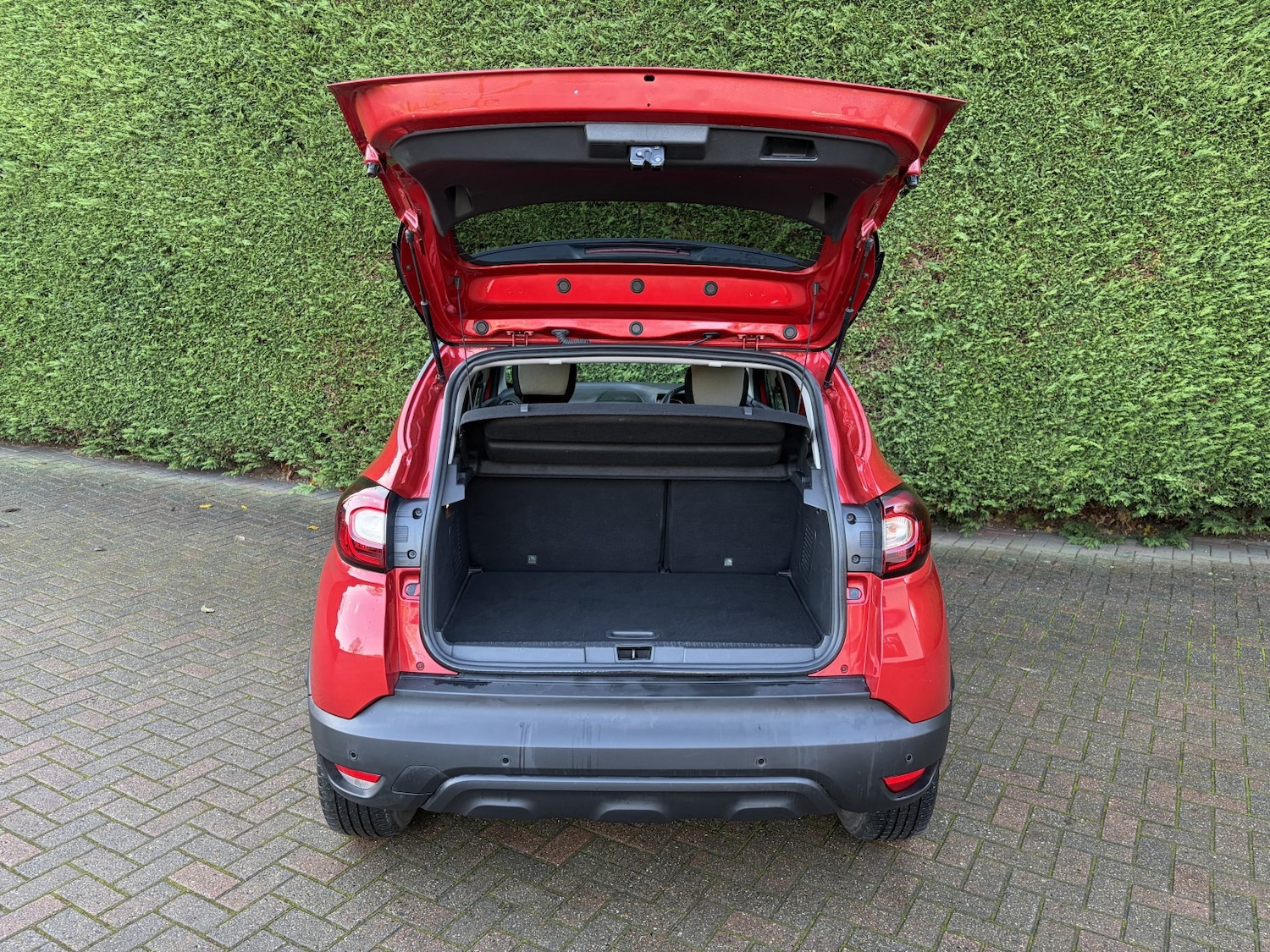 Used Renault Captur 2019 for sale - 76945542: Photo 16