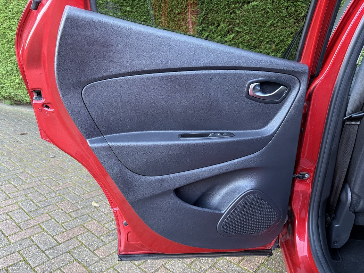 Used Renault Captur 2019 for sale - 76945542: Photo 33