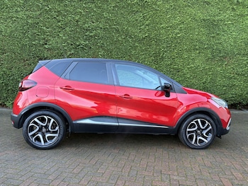 Used Renault Captur 2019 for sale - 76945542: Photo