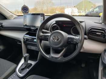 Used Toyota Yaris Cross 2022 for sale - 74401292: Photo