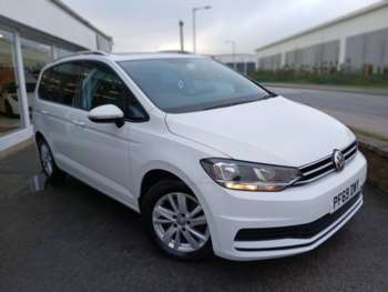 Used Volkswagen Touran 2019 for sale - 74401154: Photo