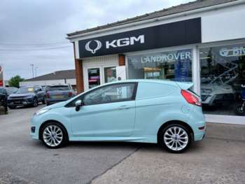 Used Ford Fiesta Van 2017 for sale - 74542412: Photo