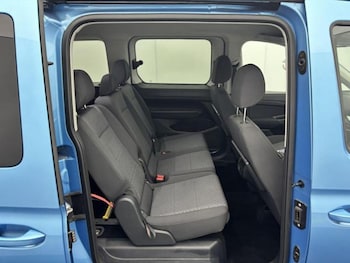 Used Ford Tourneo Connect 2024 for sale - 78486505: Photo