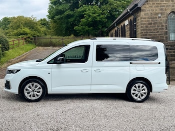 Used Ford Tourneo Connect 2024 for sale - 78900955: Photo