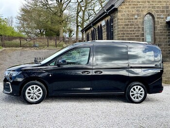 Used Ford Tourneo Connect 2023 for sale - 78486462: Photo