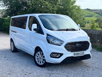 Used Ford Tourneo Custom 2019 for sale - 78760808: Photo