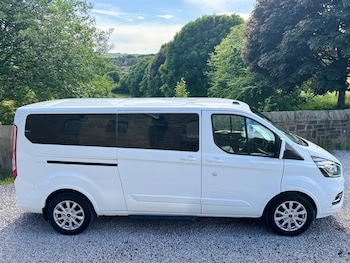 Used Ford Tourneo Custom 2019 for sale - 78760808: Photo