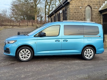 Used Ford Tourneo Connect 2024 for sale - 78486518: Photo