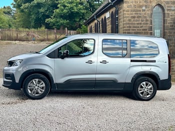 Used Peugeot Rifter 2024 for sale - 79486192: Photo