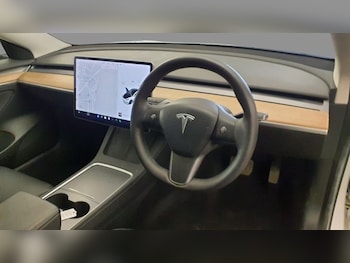 Used Tesla Model 3 2021 for sale - 75896772: Photo