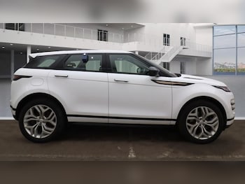 Used Land Rover Range Rover Evoque 2021 for sale - 76010015: Photo 2