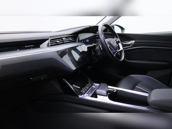 Used Audi e-tron 2021 for sale - 75952972: Photo