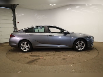 Used Vauxhall Insignia 2019 for sale - 75896730: Photo