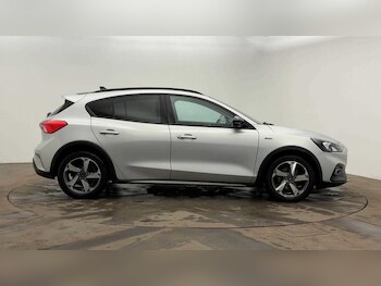 Used Ford Focus 2020 for sale - 75966730: Photo