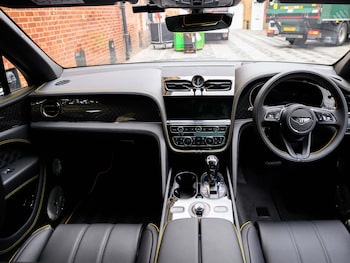 Used Bentley Bentayga 2025 for sale - 78593039: Photo