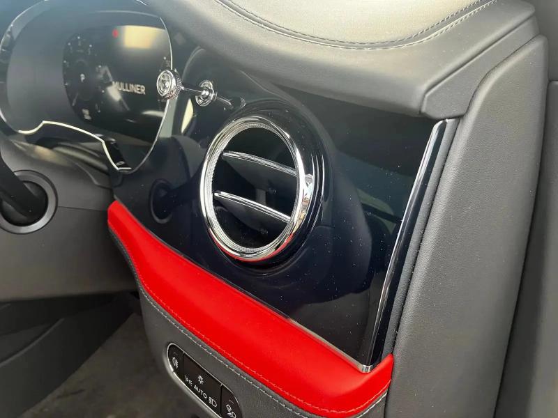 Used Bentley Bentayga 2025 for sale - 76862409: Photo 14