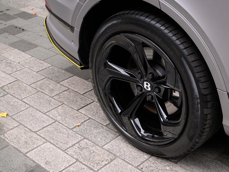 Used Bentley Bentayga 2025 for sale - 76234690: Photo 13