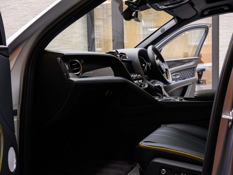 Used Bentley Bentayga 2025 for sale - 76234690: Photo 18