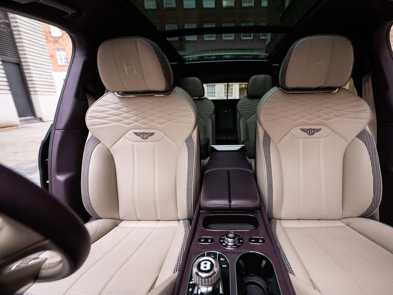 Used Bentley Bentayga 2023 for sale - 76162120: Photo 18