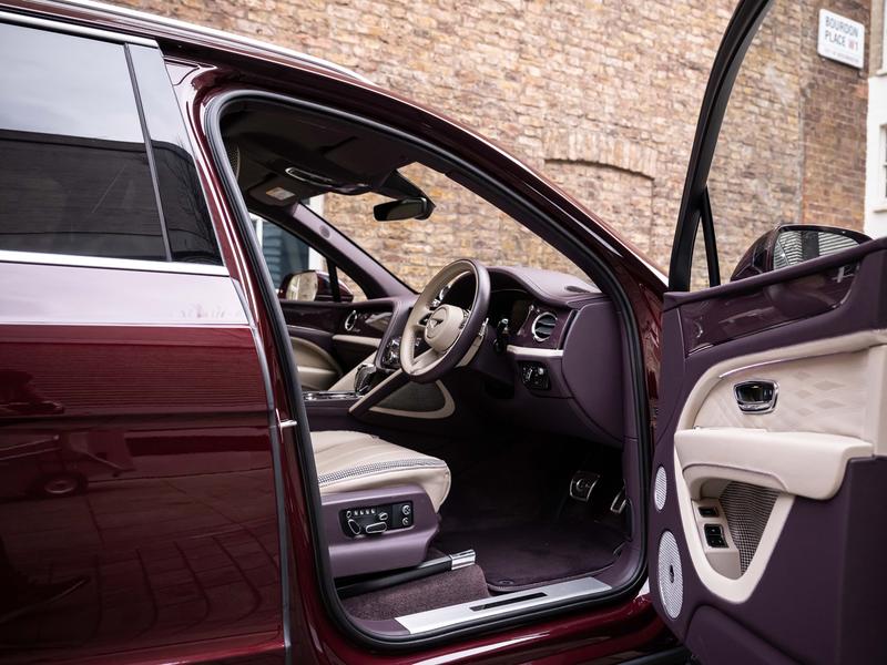 Used Bentley Bentayga 2023 for sale - 76162120: Photo 21