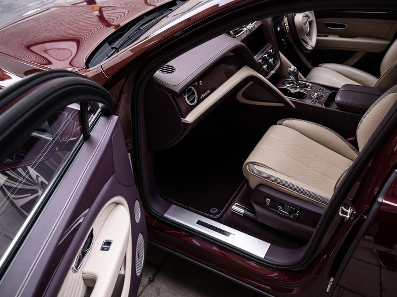 Used Bentley Bentayga 2023 for sale - 76162120: Photo 24
