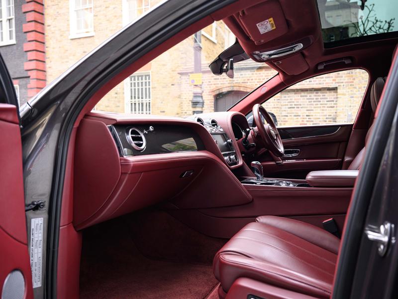 Used Bentley Bentayga 2019 for sale - 76028181: Photo 16