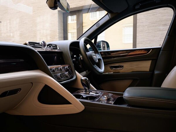 Used Bentley Bentayga 2022 for sale - 75517669: Photo 2